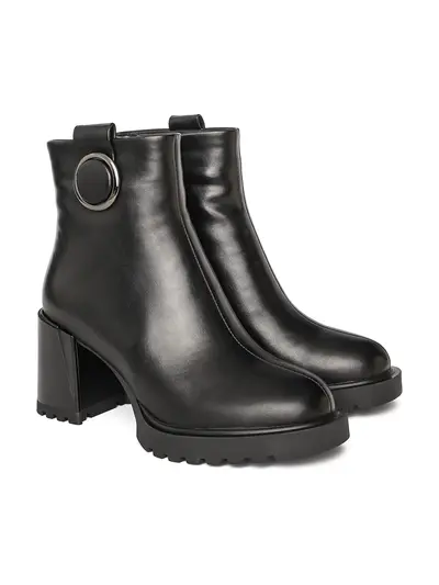 Ботильоны черного цвета на высоком каблуке